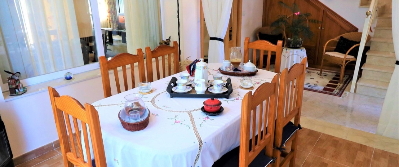 Rynek wtórny - Villa - Estepona - Estepona Centro