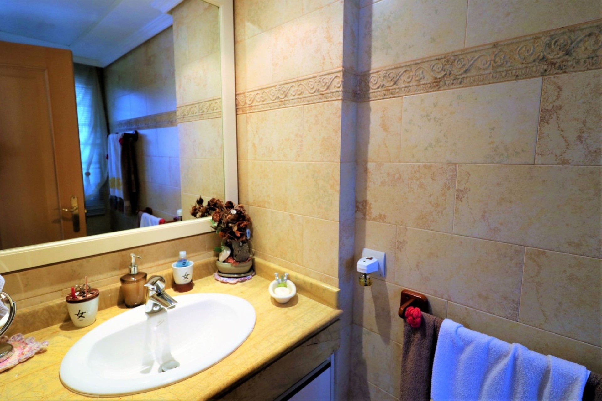 Rynek wtórny - Villa - Estepona - Estepona Centro