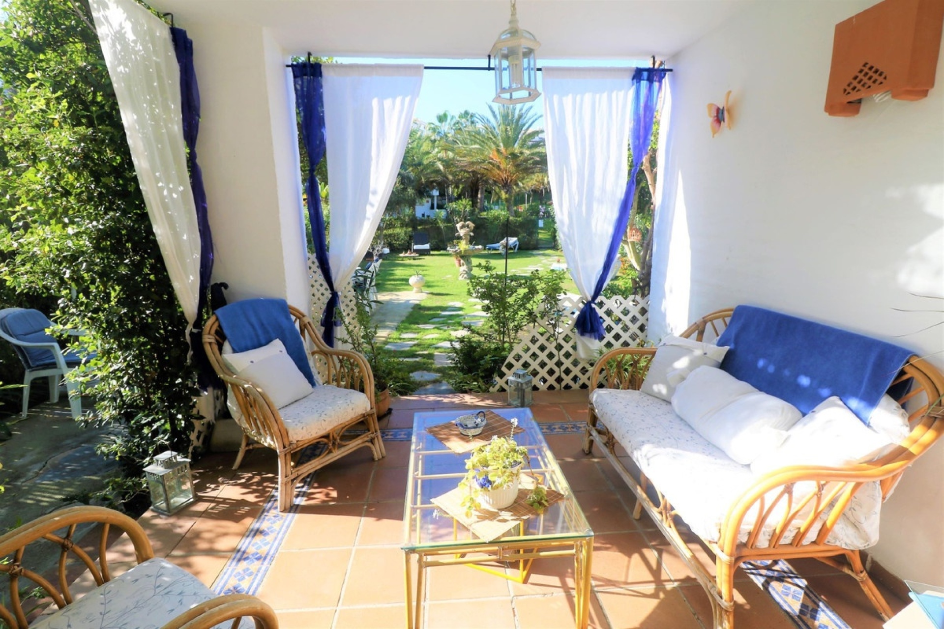 Rynek wtórny - Villa - Estepona - Estepona Centro