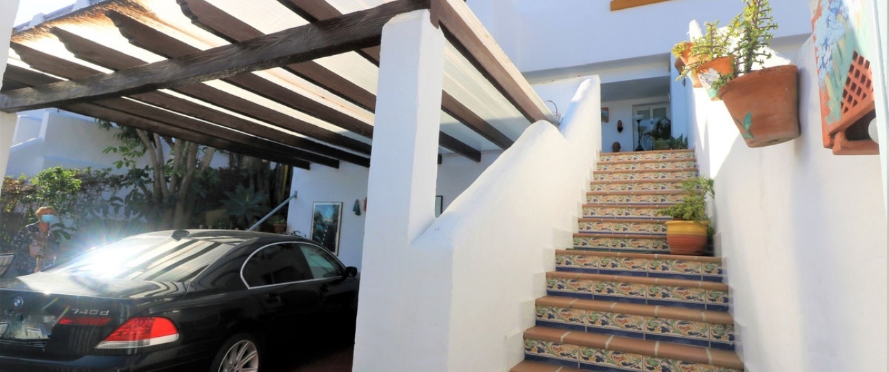 Rynek wtórny - Villa - Estepona - Estepona Centro
