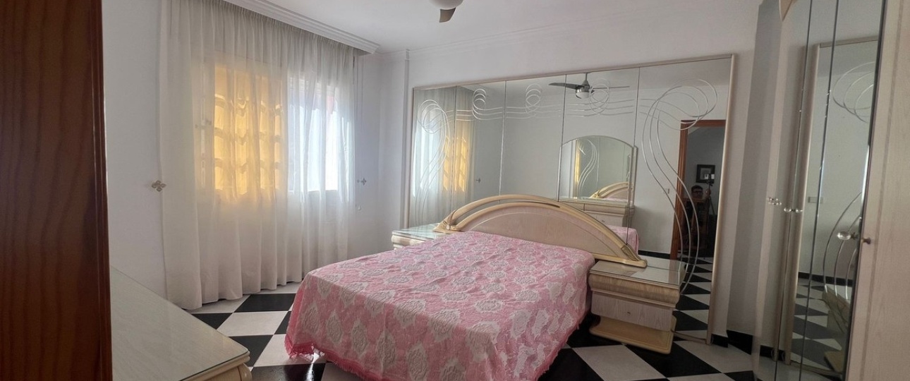 Rynek wtórny - Villa - Estepona - Estepona Centro