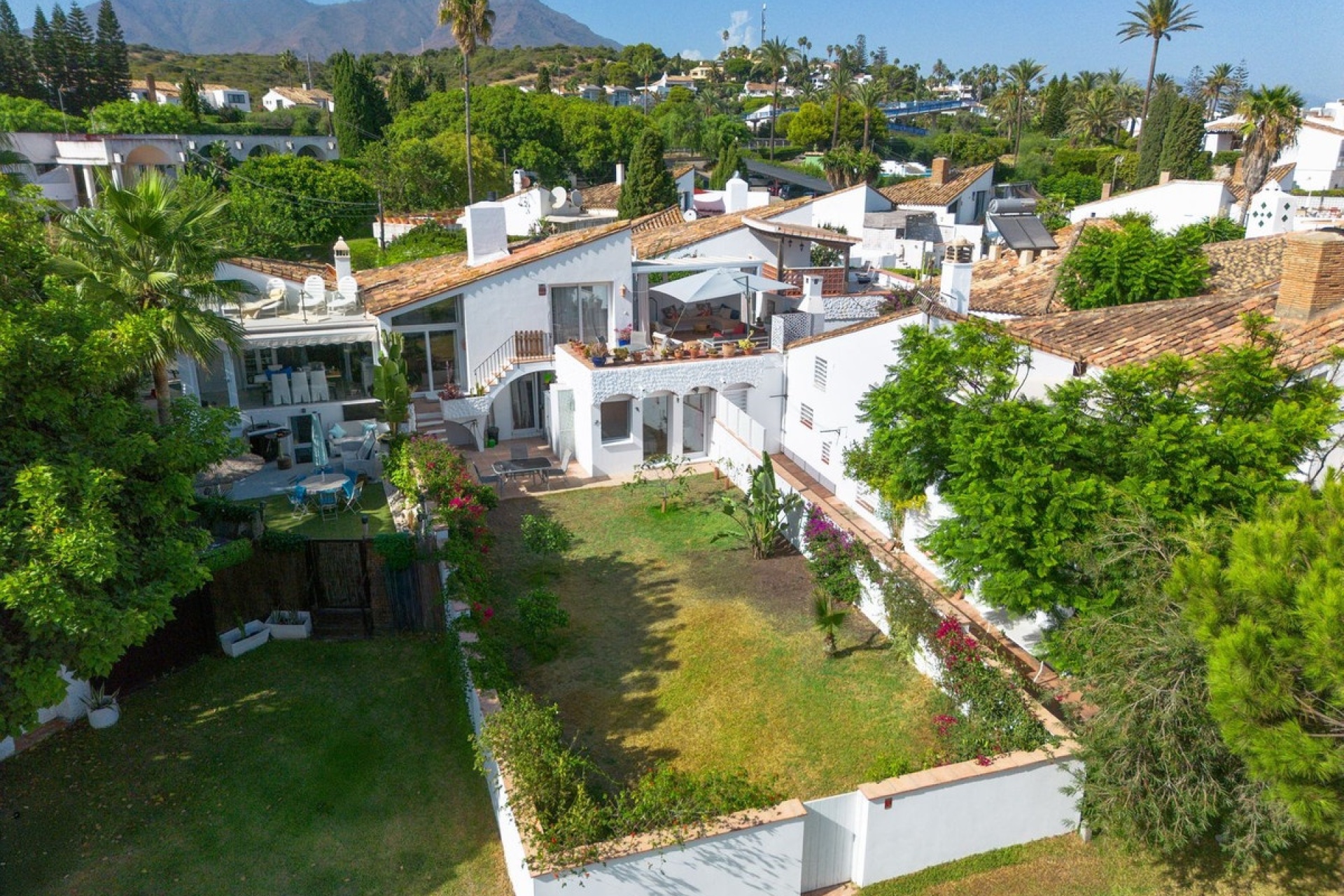 Rynek wtórny - Villa - Estepona - Estepona Centro
