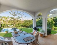 Rynek wtórny - Villa - Estepona - Estepona Centro