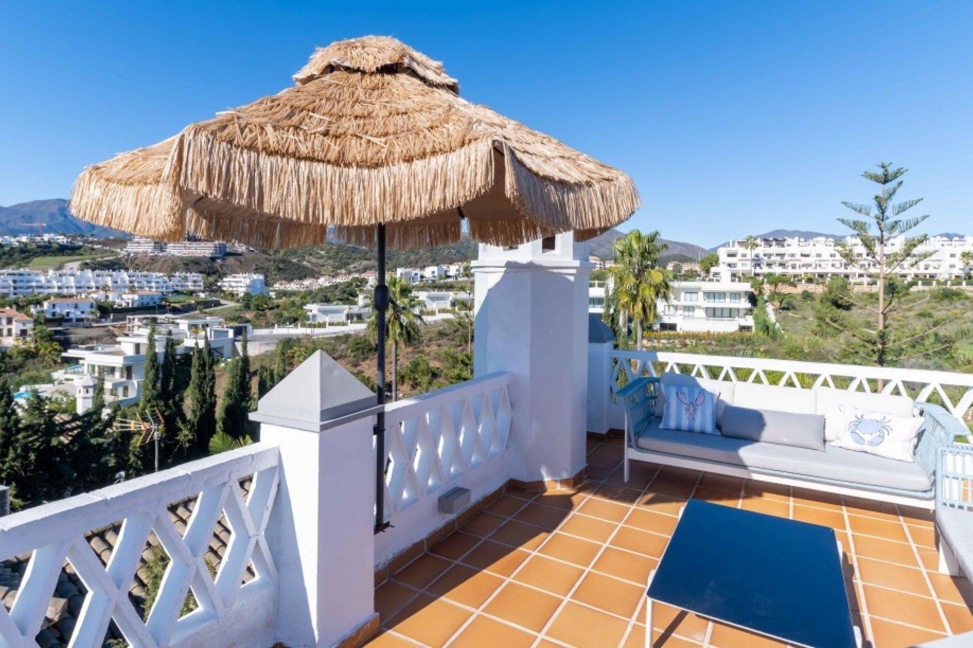 Rynek wtórny - Villa - Estepona - Estepona Centro