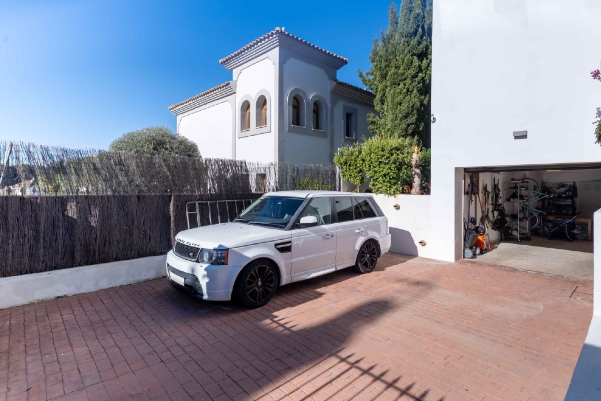 Rynek wtórny - Villa - Estepona - Estepona Centro
