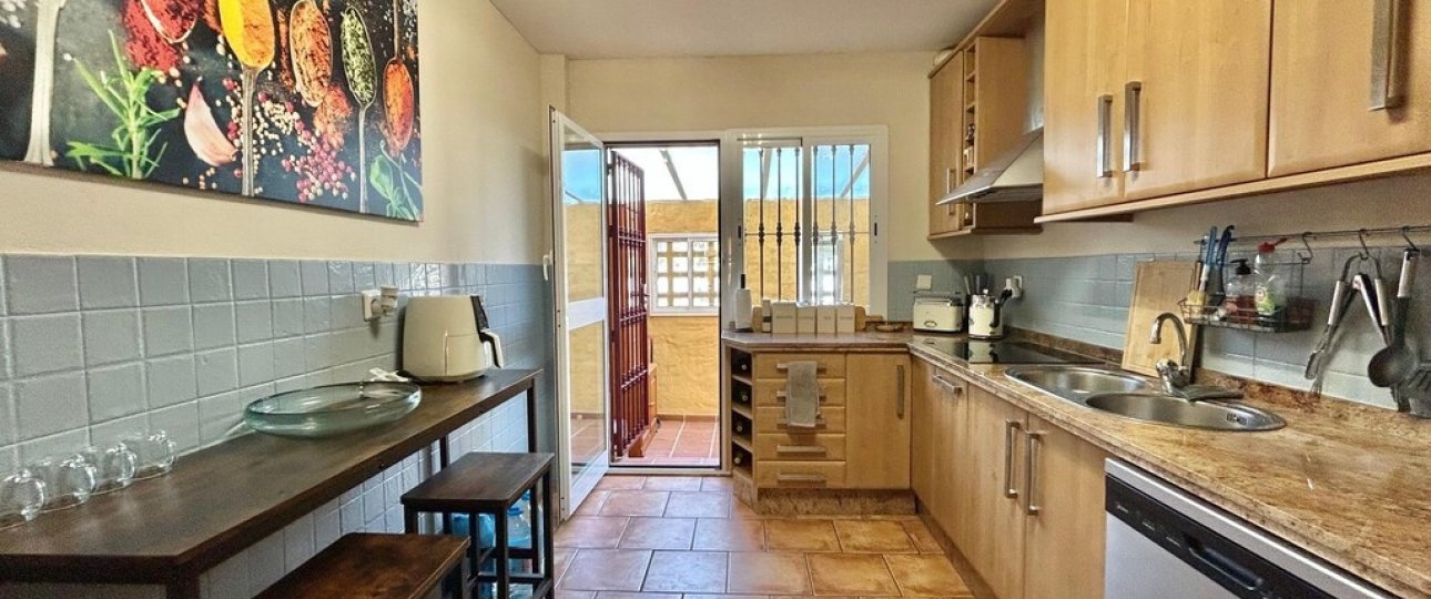 Rynek wtórny - Villa - Estepona - Estepona Centro