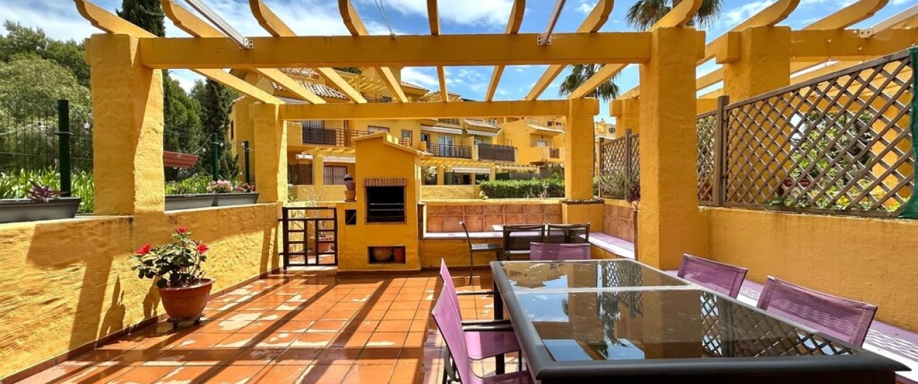 Rynek wtórny - Villa - Estepona - Estepona Centro