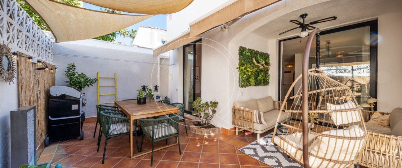 Rynek wtórny - Villa - Estepona - Estepona Centro