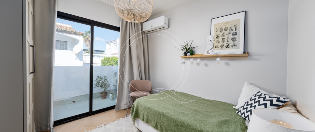 Rynek wtórny - Villa - Estepona - Estepona Centro
