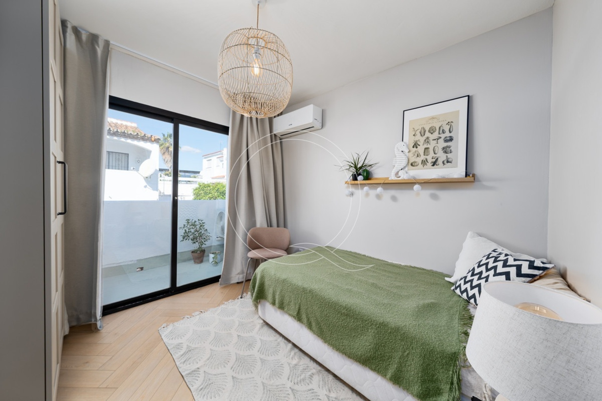 Rynek wtórny - Villa - Estepona - Estepona Centro