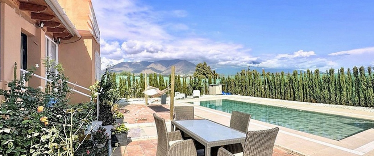 Rynek wtórny - Villa - Estepona - Estepona Centro