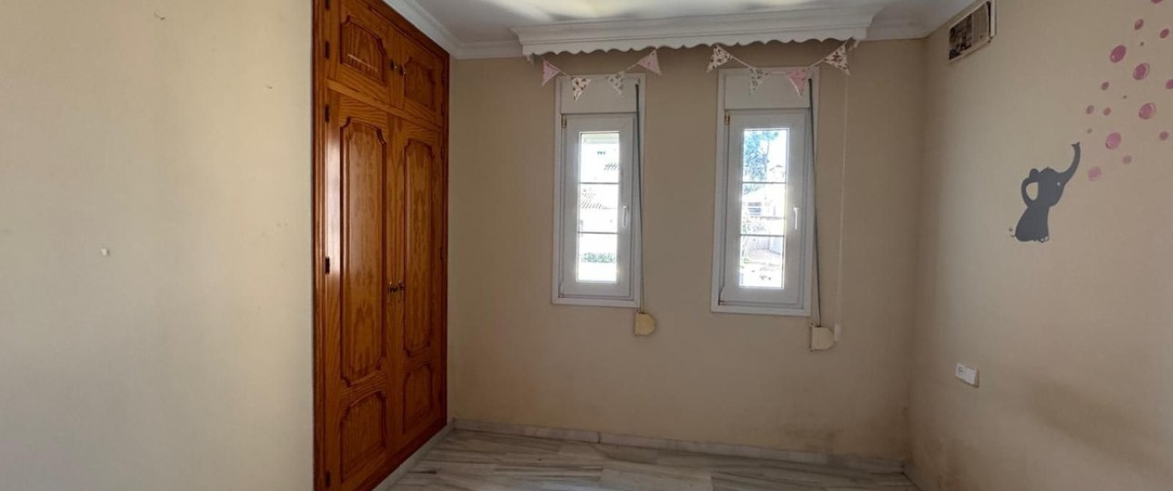 Rynek wtórny - Villa - Estepona - Estepona Centro