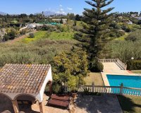 Rynek wtórny - Villa - Estepona - Estepona Centro