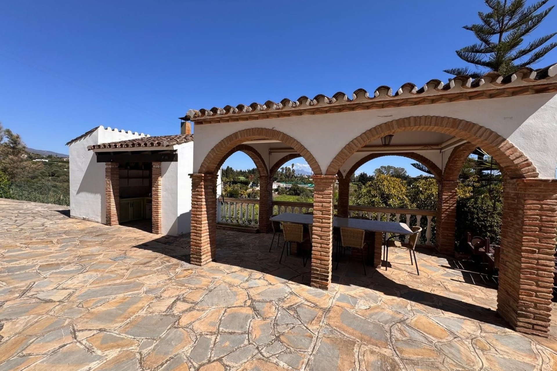 Rynek wtórny - Villa - Estepona - Estepona Centro