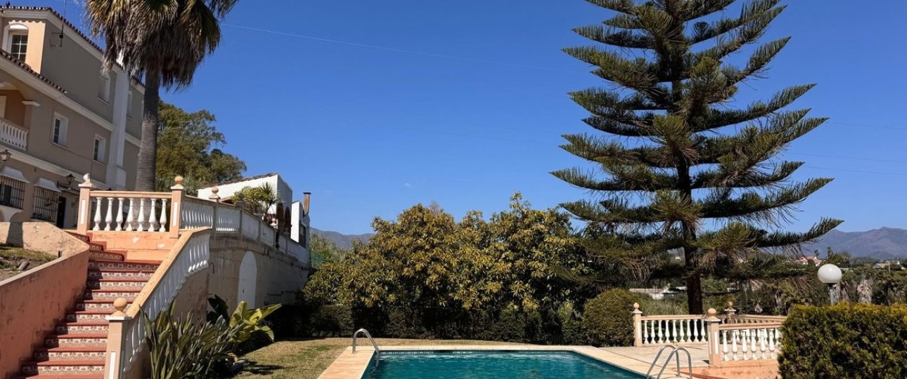 Rynek wtórny - Villa - Estepona - Estepona Centro