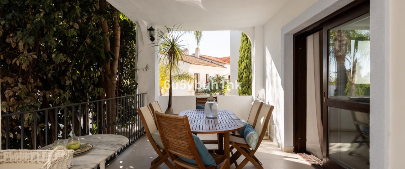Rynek wtórny - Villa - Estepona - Estepona Centro