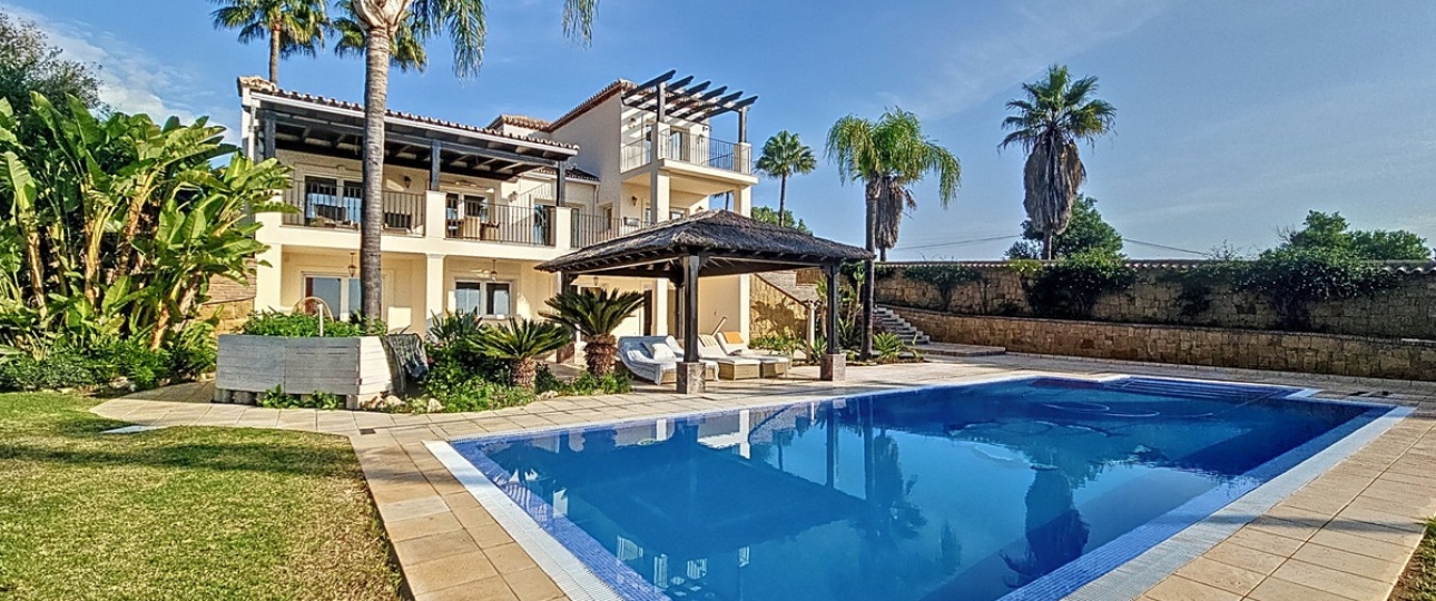 Rynek wtórny - Villa - Estepona - Estepona Centro
