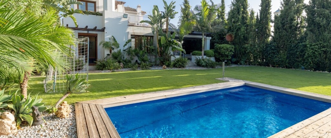 Rynek wtórny - Villa - Estepona - Estepona Centro