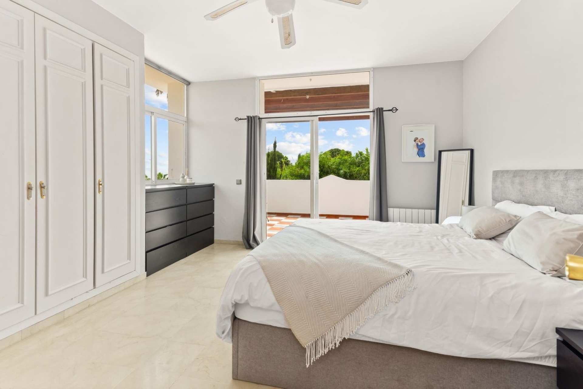 Rynek wtórny - Villa - Estepona - Estepona Centro