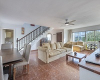 Rynek wtórny - Villa - Estepona - Estepona Centro