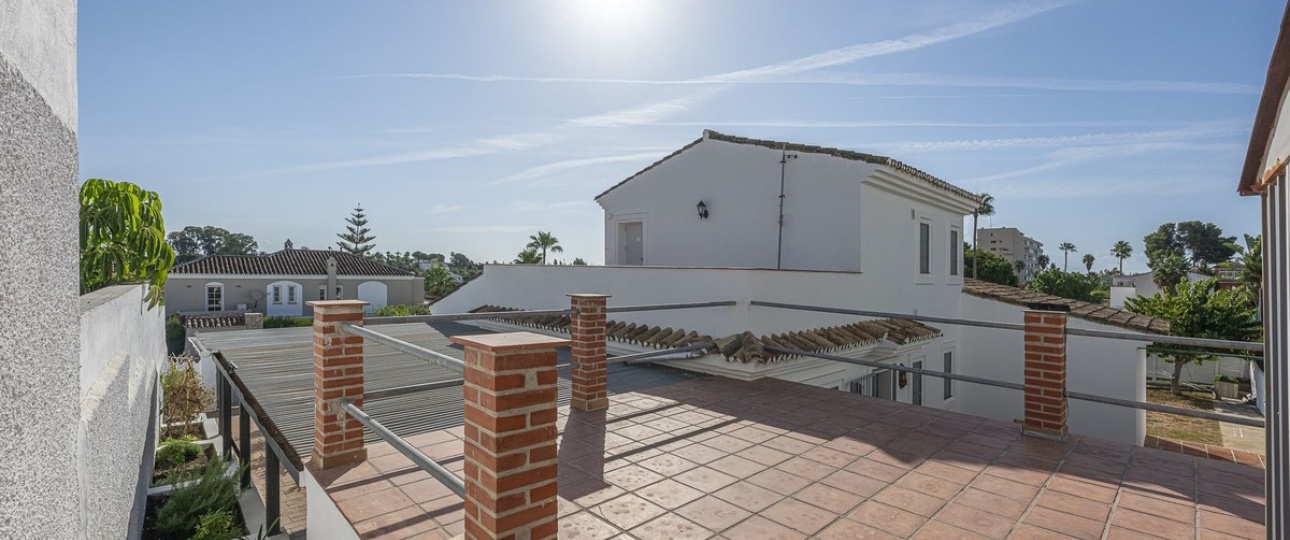 Rynek wtórny - Villa - Estepona - Estepona Centro