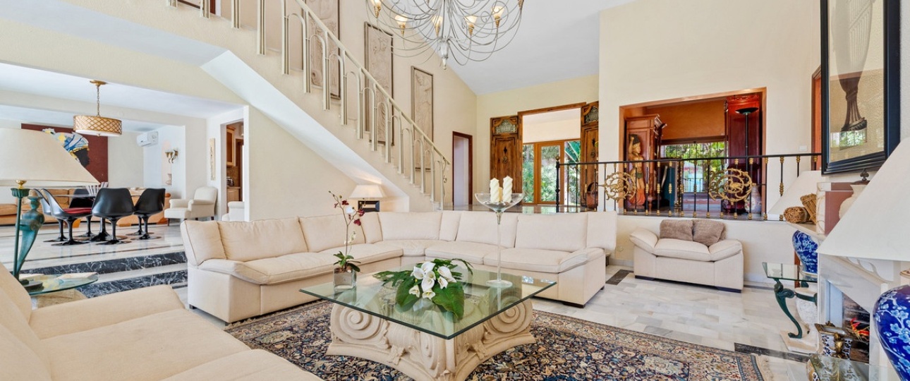 Rynek wtórny - Villa - Estepona - Estepona Centro