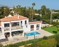 Rynek wtórny - Villa - Estepona - Estepona Centro