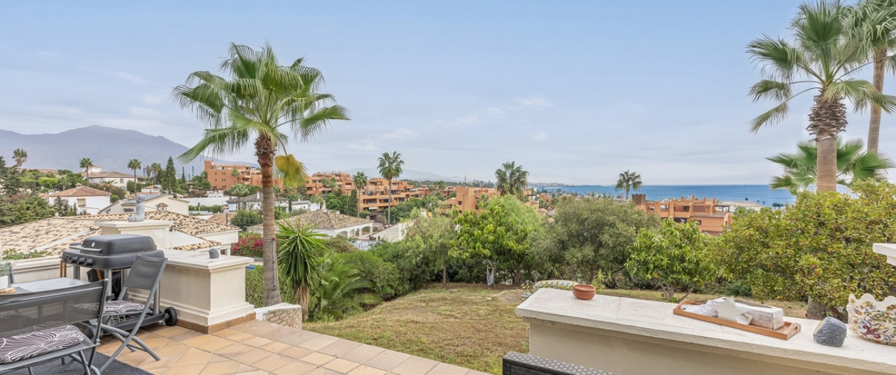 Rynek wtórny - Villa - Estepona - Estepona Centro