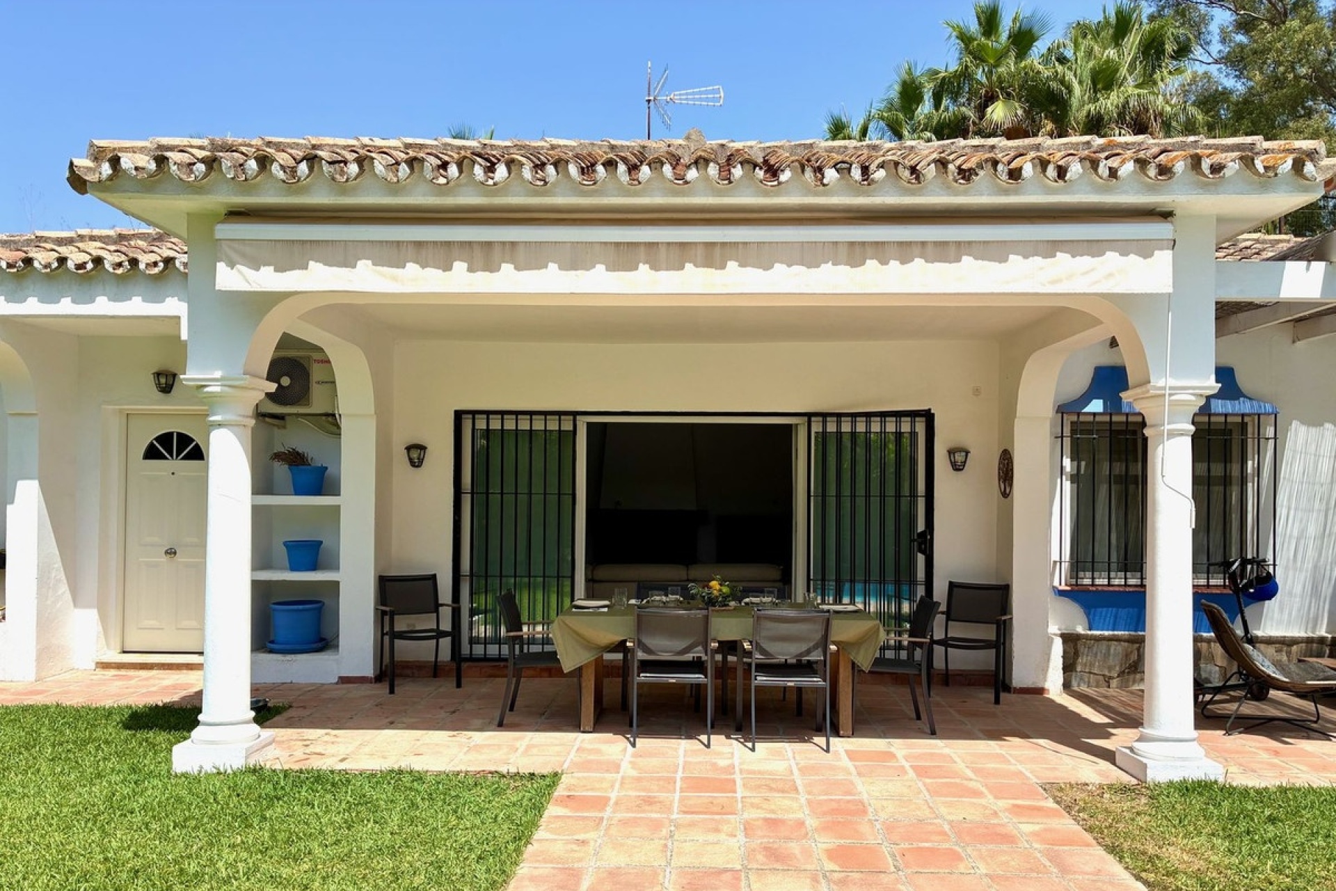 Rynek wtórny - Villa - Estepona - Estepona Centro