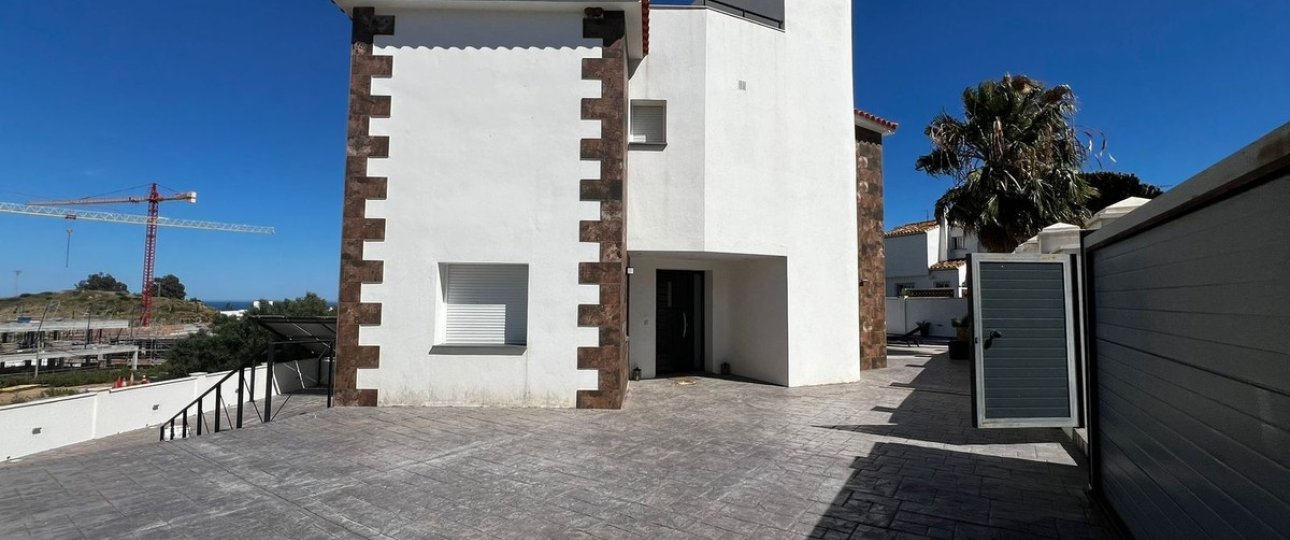 Rynek wtórny - Villa - Estepona - Estepona Centro