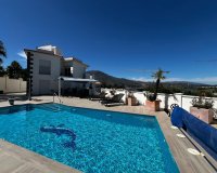 Rynek wtórny - Villa - Estepona - Estepona Centro