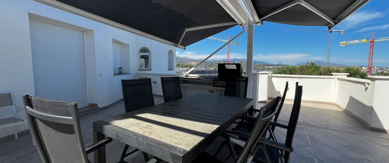 Rynek wtórny - Villa - Estepona - Estepona Centro