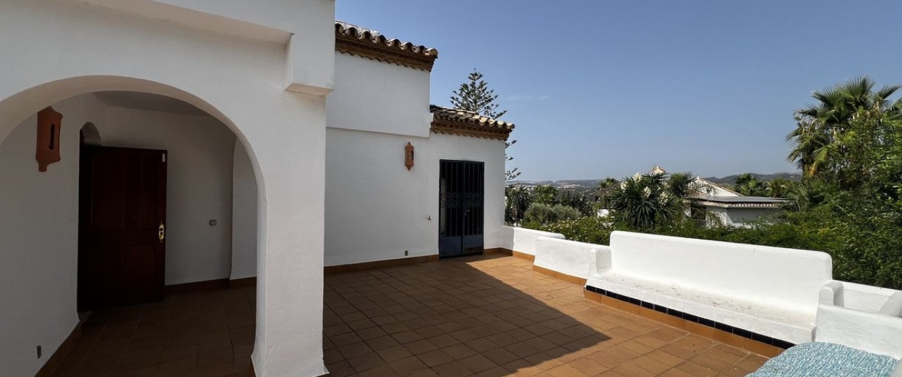 Rynek wtórny - Villa - Estepona - Estepona Centro