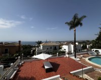 Rynek wtórny - Villa - Estepona - Estepona Centro