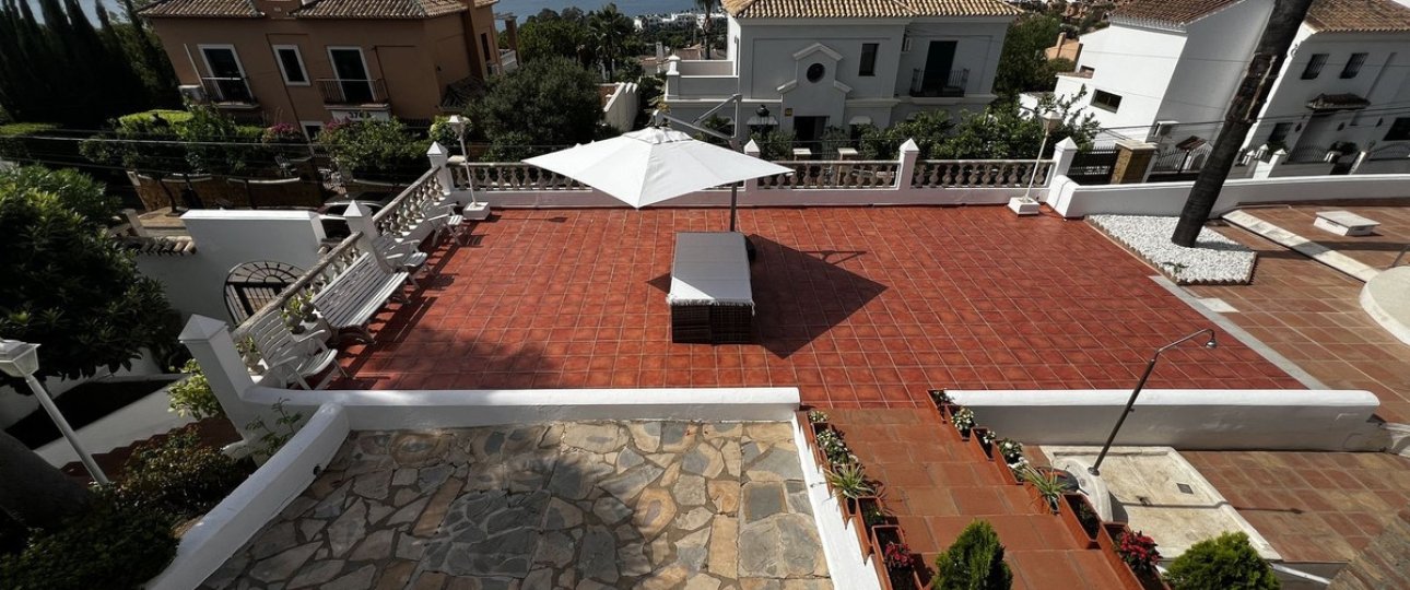 Rynek wtórny - Villa - Estepona - Estepona Centro