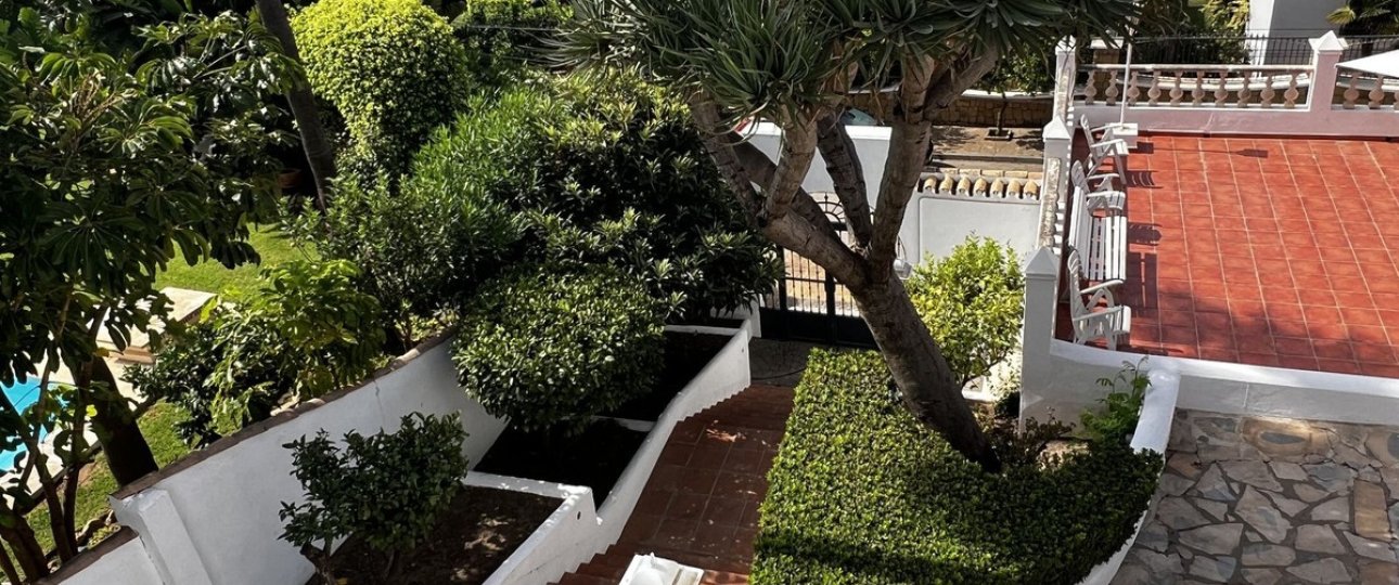 Rynek wtórny - Villa - Estepona - Estepona Centro