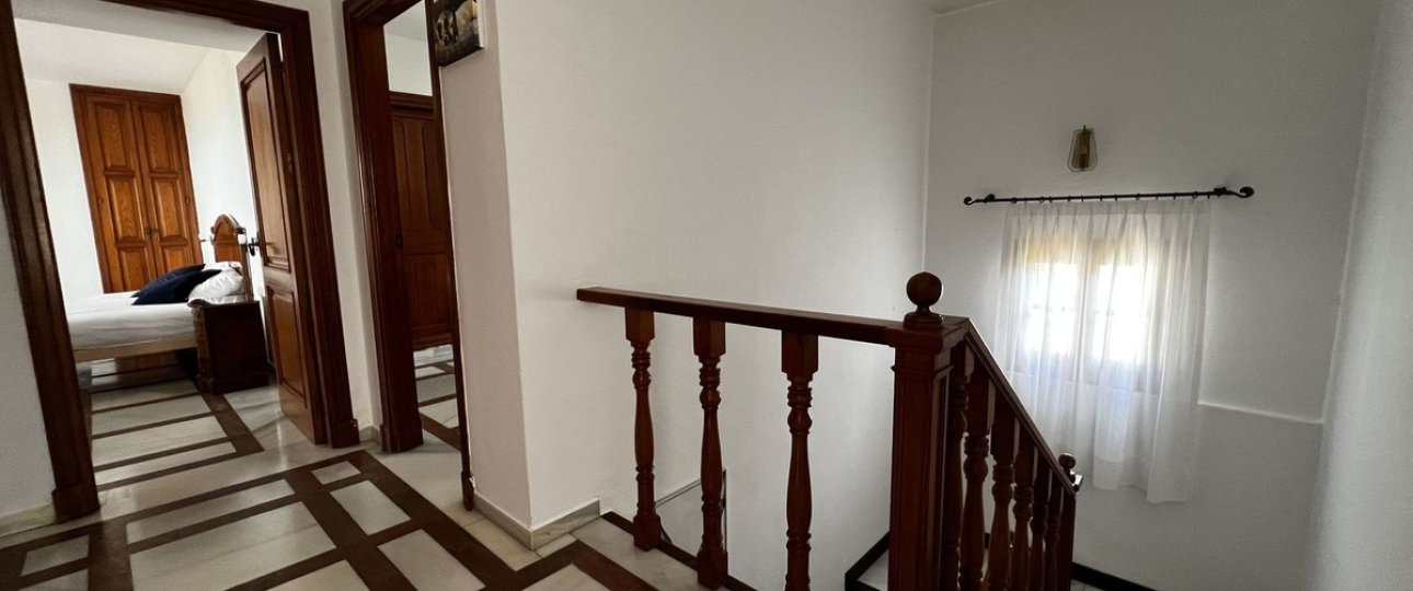 Rynek wtórny - Villa - Estepona - Estepona Centro