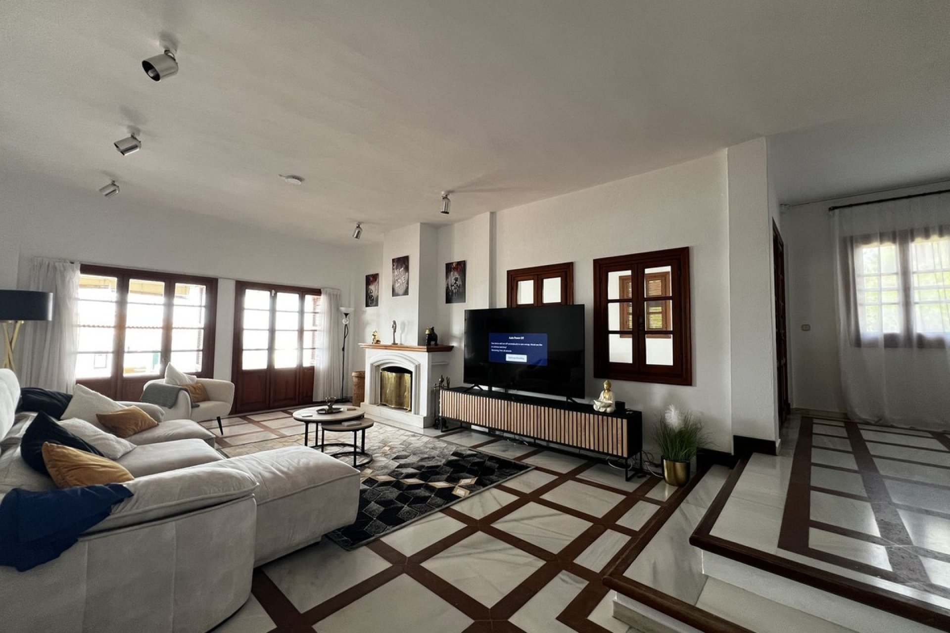 Rynek wtórny - Villa - Estepona - Estepona Centro