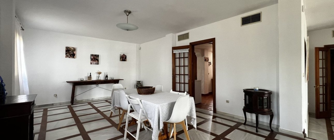 Rynek wtórny - Villa - Estepona - Estepona Centro