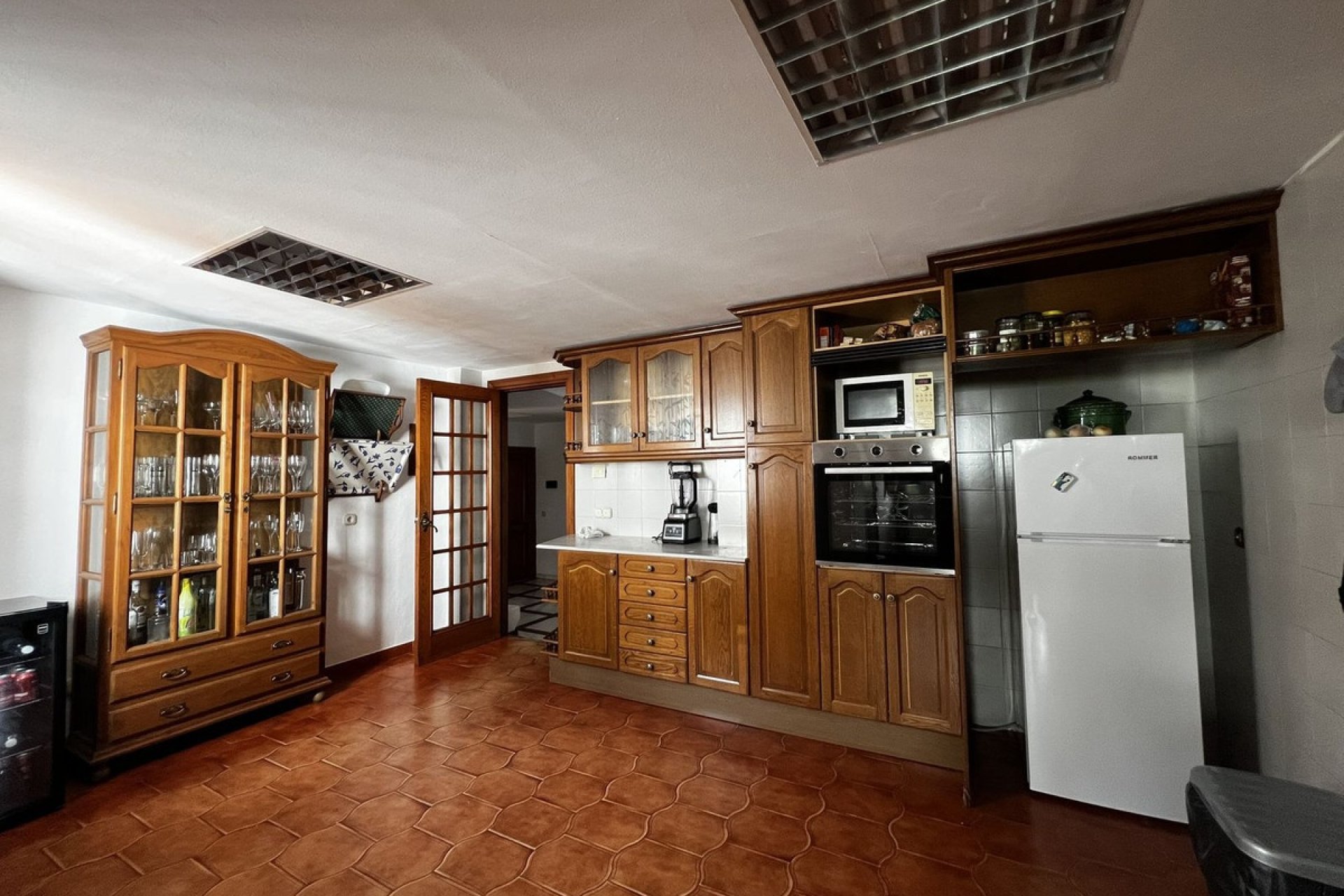 Rynek wtórny - Villa - Estepona - Estepona Centro