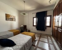 Rynek wtórny - Villa - Estepona - Estepona Centro