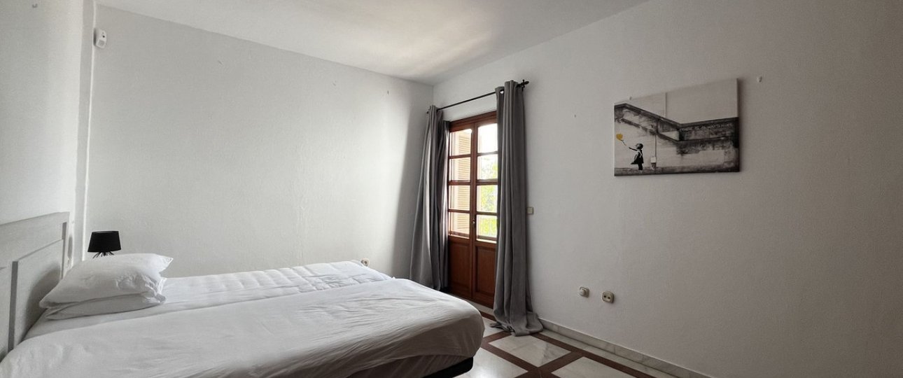 Rynek wtórny - Villa - Estepona - Estepona Centro