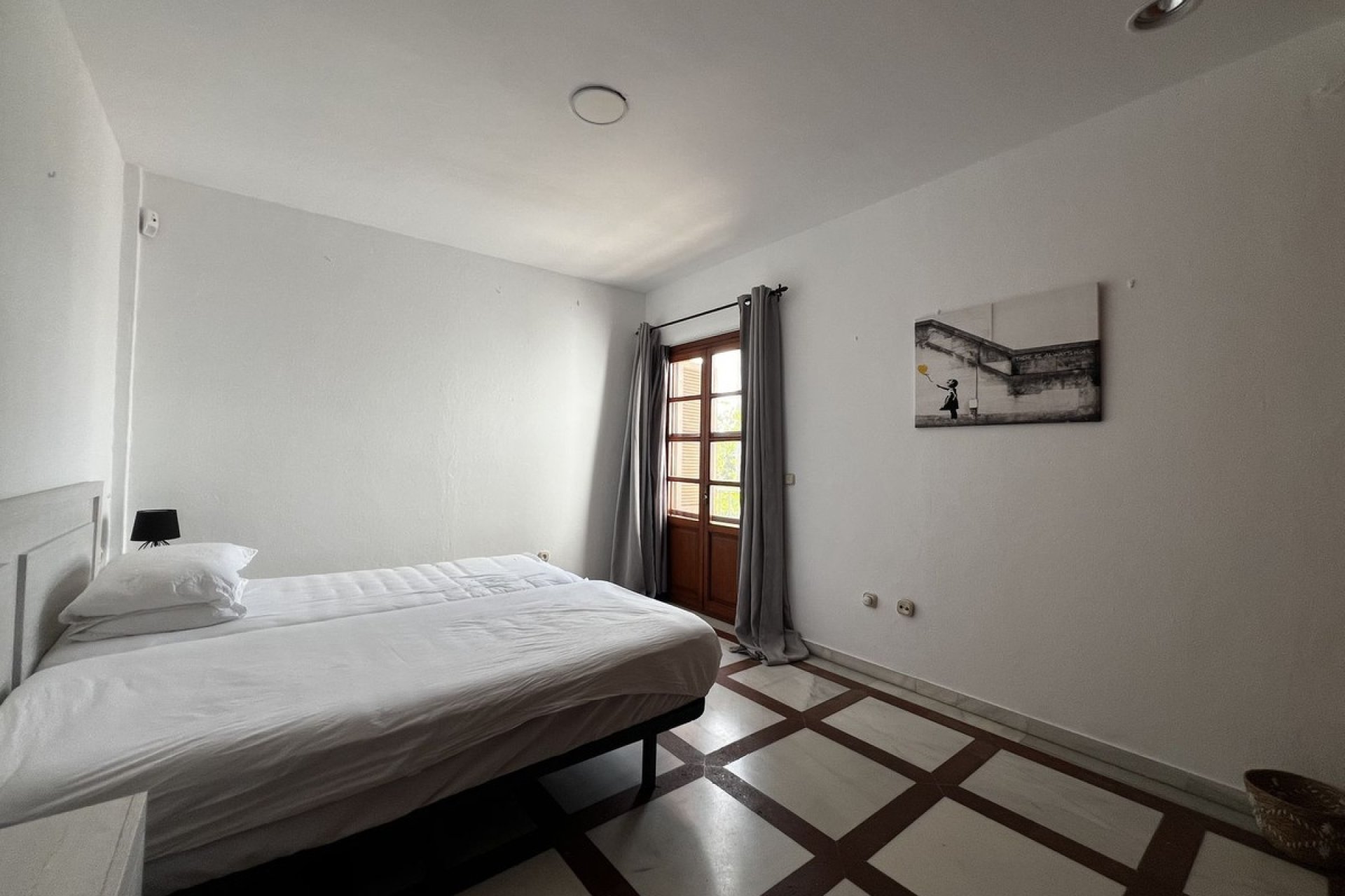 Rynek wtórny - Villa - Estepona - Estepona Centro