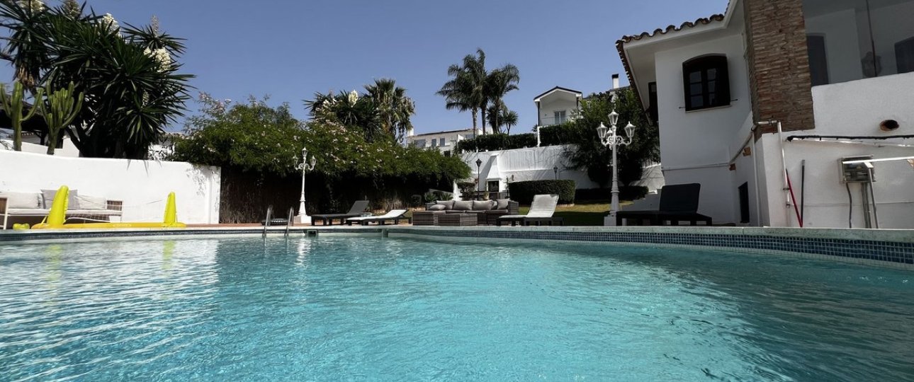 Rynek wtórny - Villa - Estepona - Estepona Centro