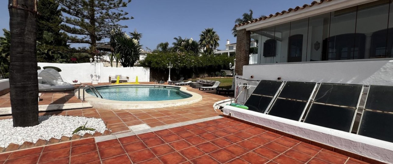 Rynek wtórny - Villa - Estepona - Estepona Centro