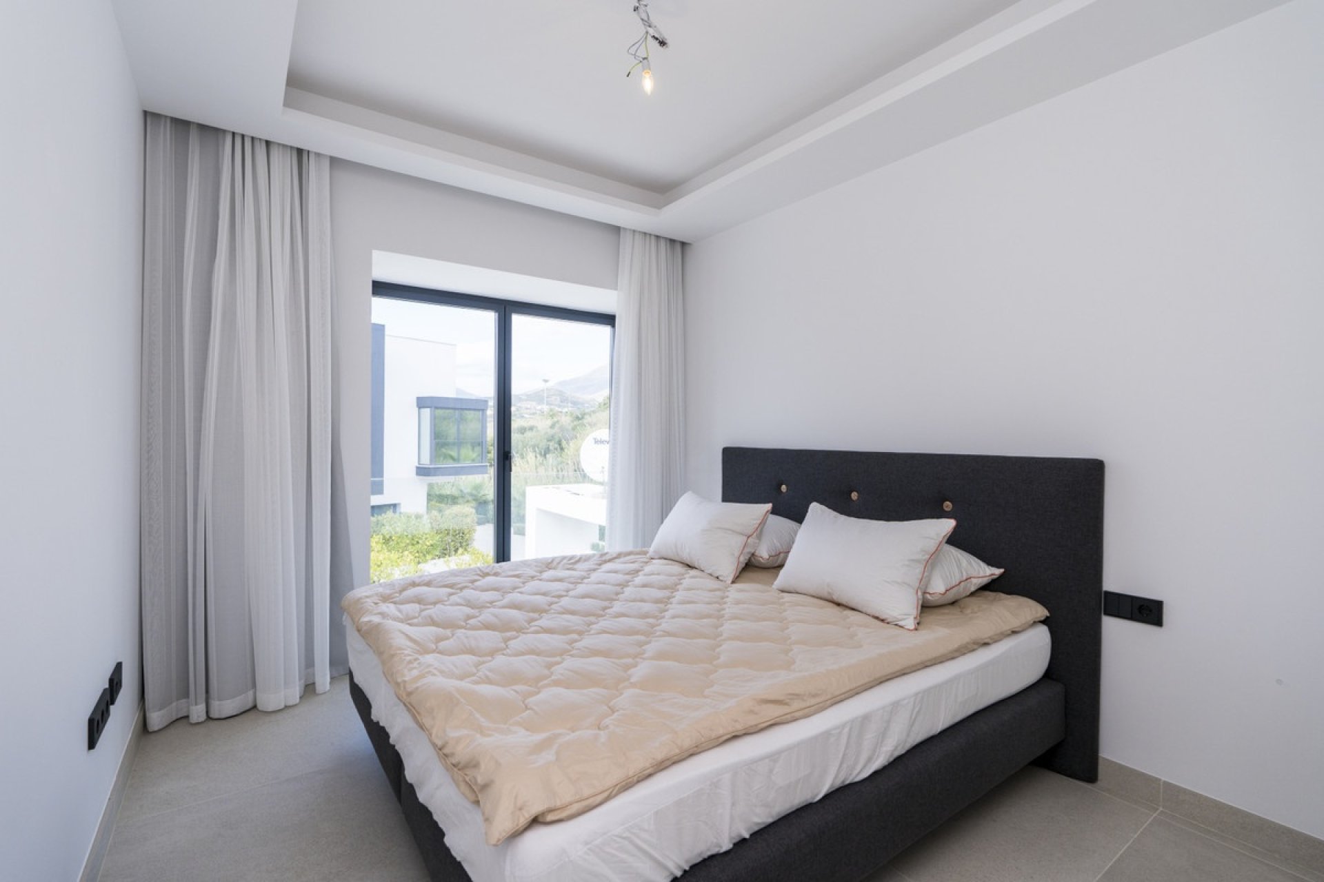 Rynek wtórny - Villa - Estepona - Estepona Centro