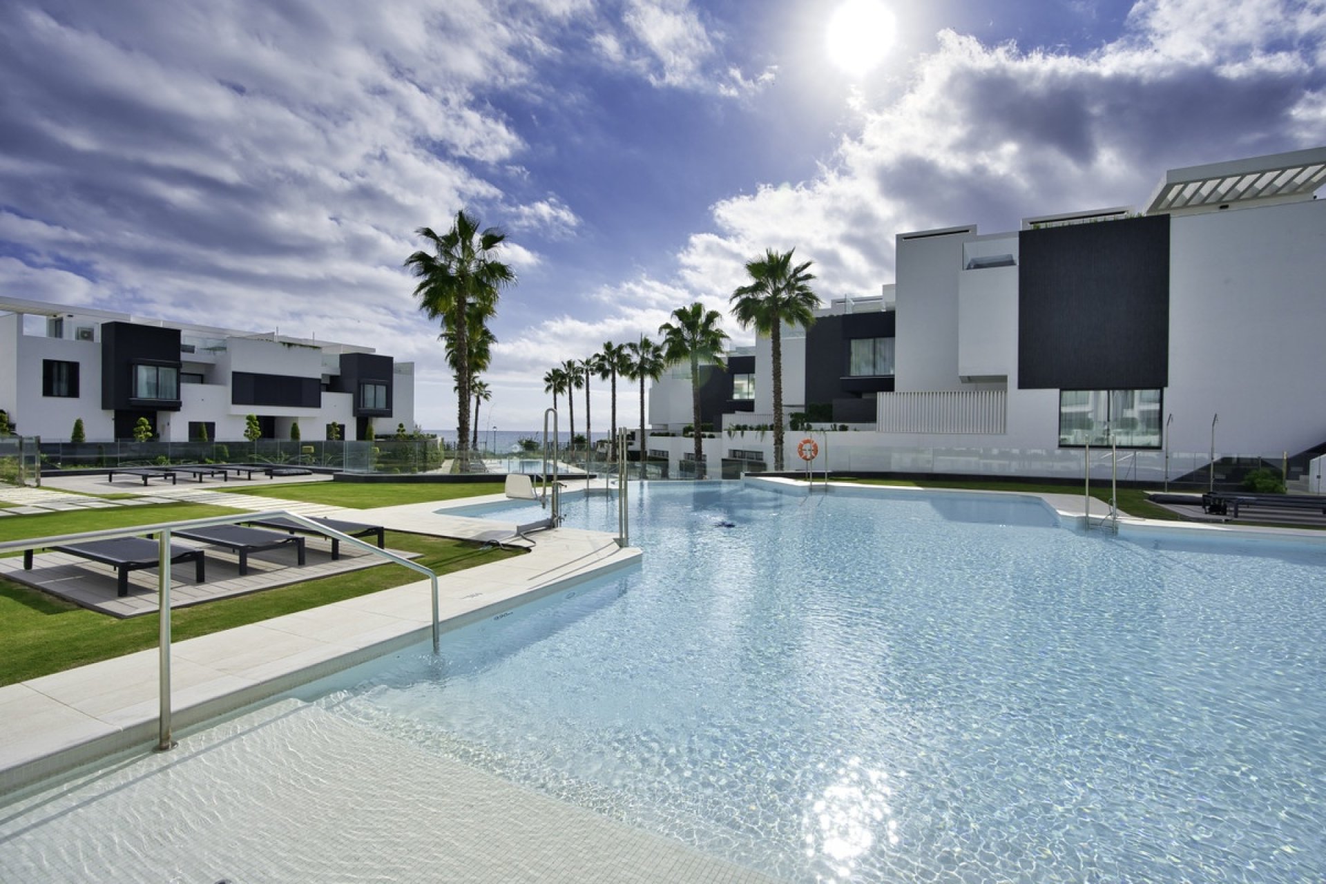 Rynek wtórny - Villa - Estepona - Estepona Centro