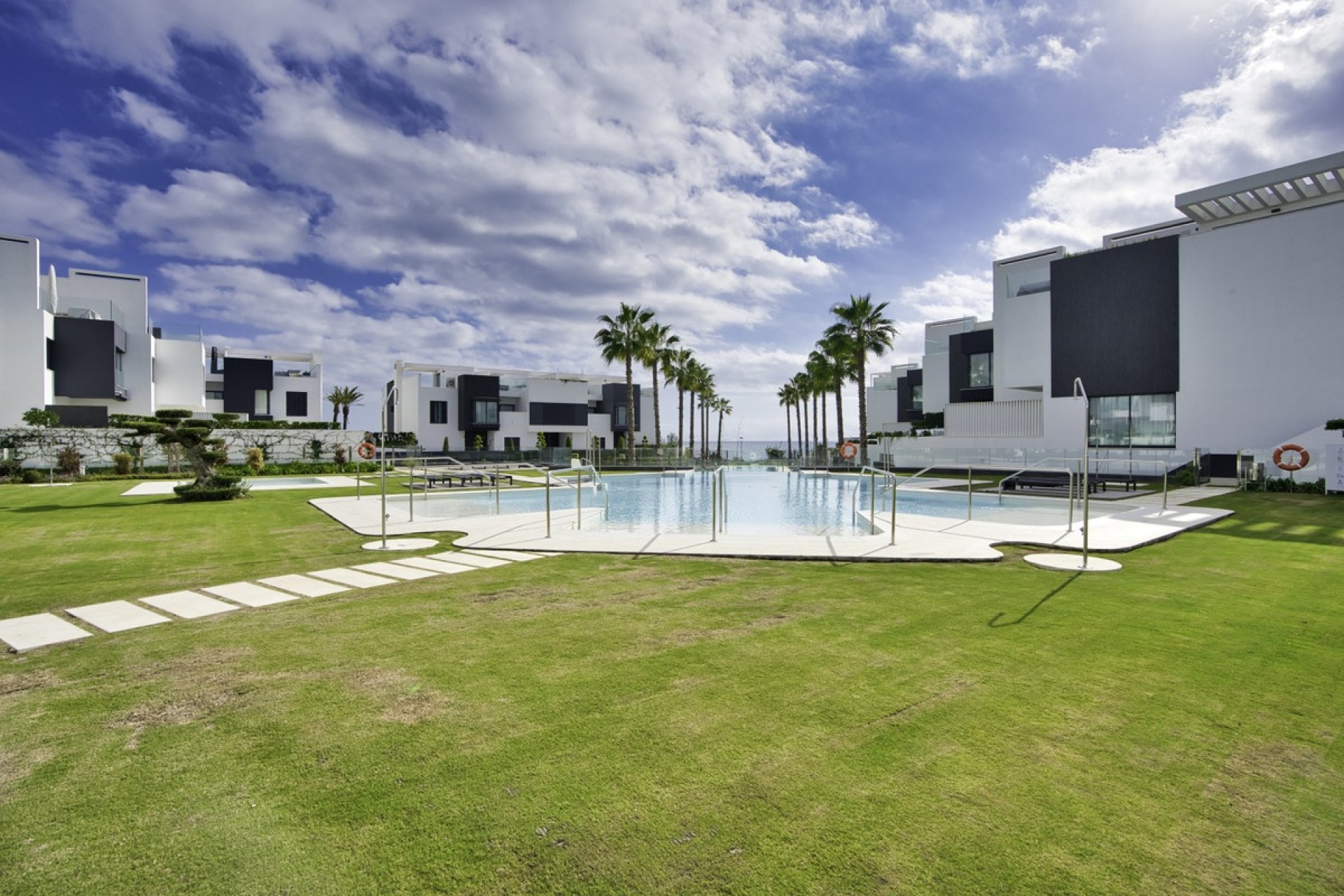 Rynek wtórny - Villa - Estepona - Estepona Centro