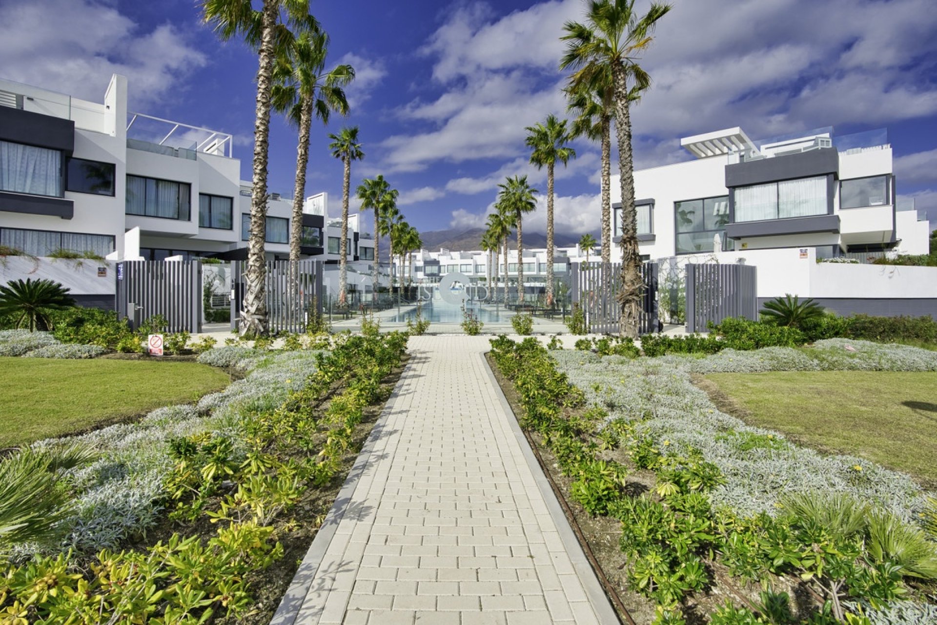 Rynek wtórny - Villa - Estepona - Estepona Centro