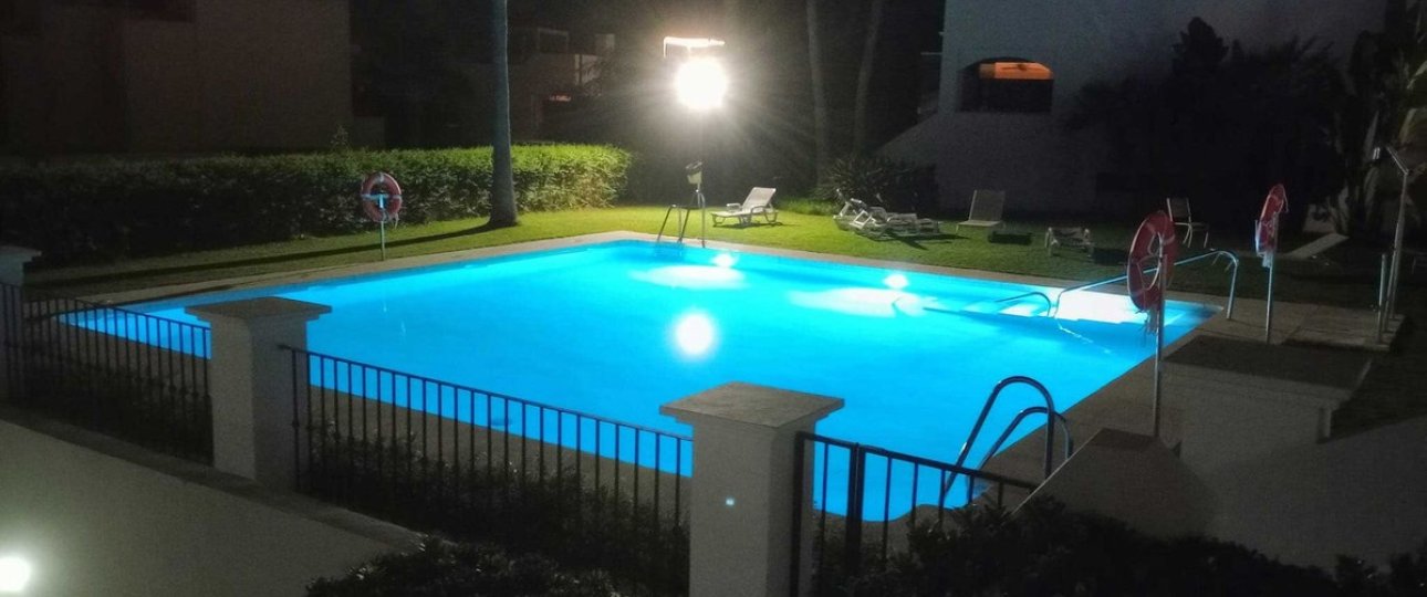 Rynek wtórny - Villa - Estepona - Estepona Centro